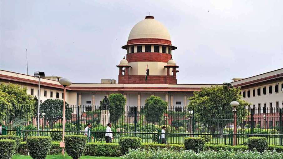 कोयंबटूर में 10 साल की बच्ची से गैंगरेप व हत्या के दोषी को होगी फांसी, SC ने खारिज की पुनरीक्षण याचि कोयंबटूर में 10 साल की बच्ची से गैंगरेप व हत्या के दोषी को होगी फांसी, SC ने खारिज की पुनरीक्षण याचि- India TV Hindi