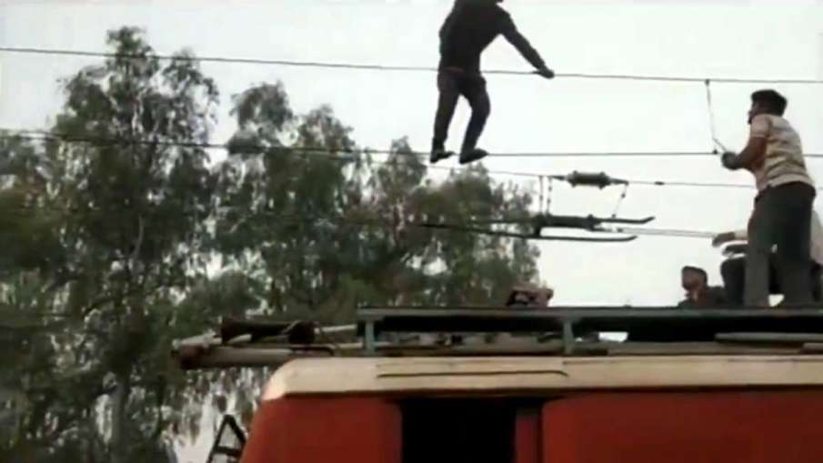 Dabra Railway Station Dabra Railway Station- India TV Hindi