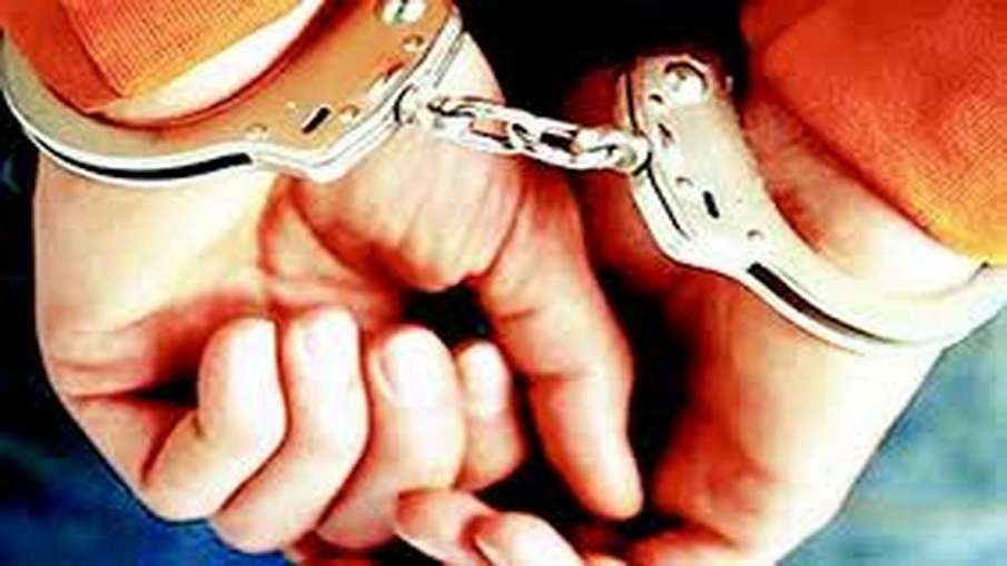 Bihar man killed mother, wife and three daughters Bihar man killed mother, wife and three daughters- India TV Hindi