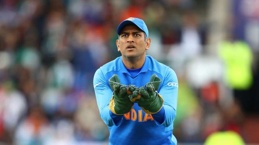 MS Dhoni, bcci contracts, ms dhoni retirement, T20 world cup, ms dhoni news, indian premier league MS Dhoni, bcci contracts, ms dhoni retirement, T20 world cup, ms dhoni news, indian premier league- India TV Hindi