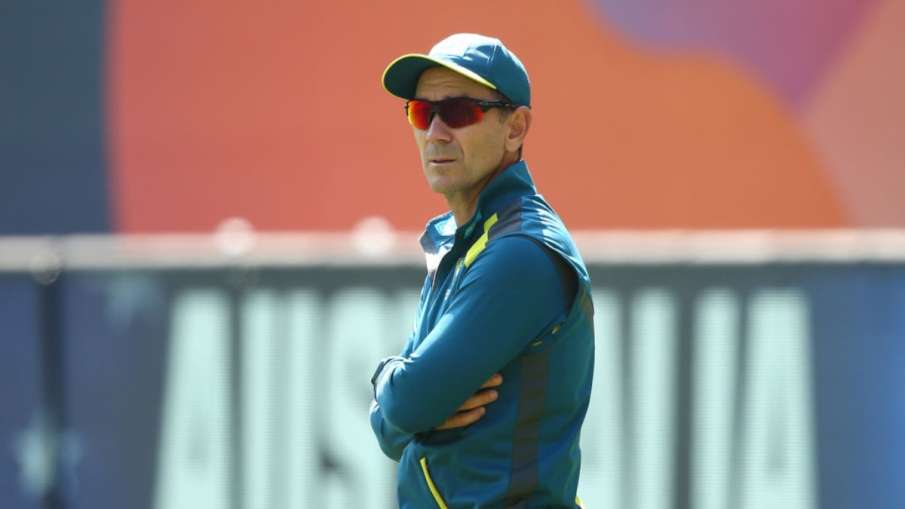 'You can avoid them only by staying in the bathroom' Justin Langer said on the fanfare of Indian fan 'You can avoid them only by staying in the bathroom' Justin Langer said on the fanfare of Indian fan- India TV Hindi