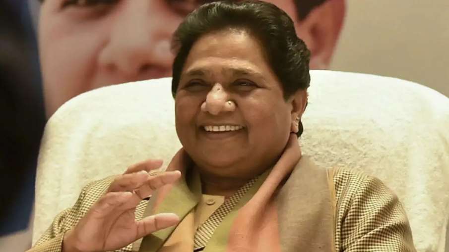 मायावती का जन्मदिन आज, 'जनकल्याणकारी दिवस' के रूप में मना रहे बसपा कार्यकर्ता मायावती का जन्मदिन आज, 'जनकल्याणकारी दिवस' के रूप में मना रहे बसपा कार्यकर्ता- India TV Hindi