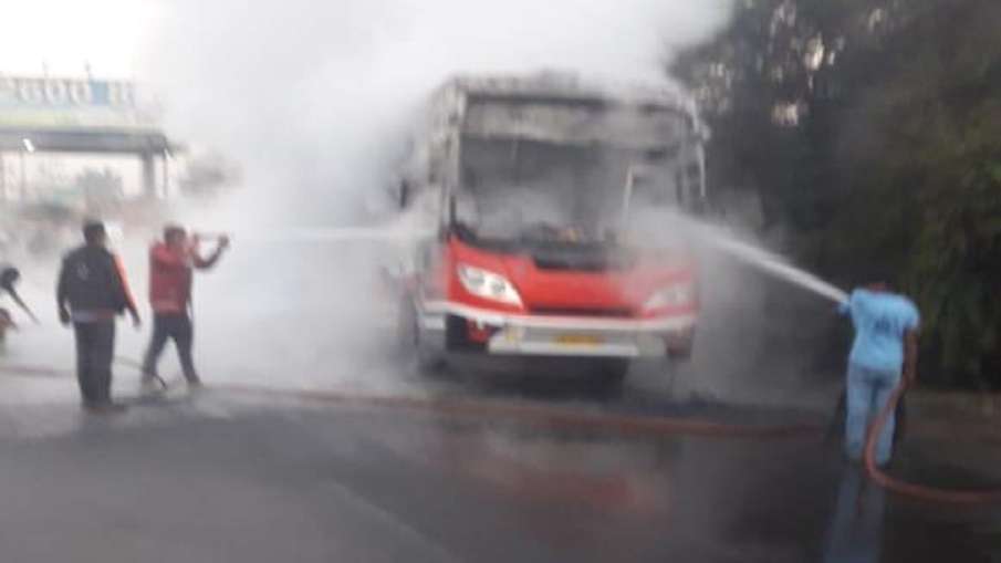 Bus Fire Bus Fire- India TV Hindi
