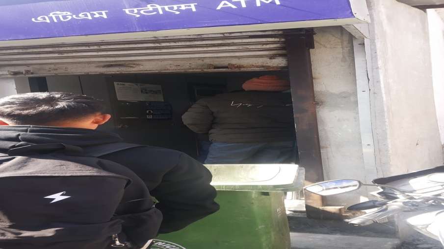 ATM ATM- India TV Hindi