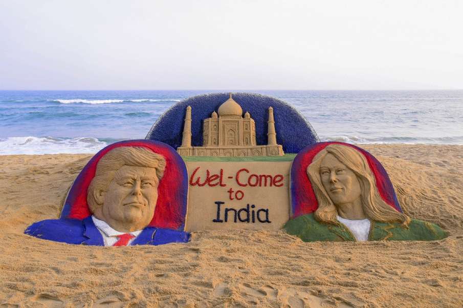 Sand sculpture on US President Donald Trump with First... Sand sculpture on US President Donald Trump with First...- India TV Hindi