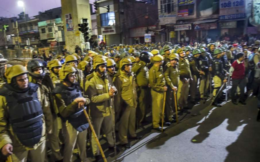 Northeast Delhi riots: 683 cases registered, 1,983 people either detained or arrested, say police Northeast Delhi riots: 683 cases registered, 1,983 people either detained or arrested, say police- India TV Hindi