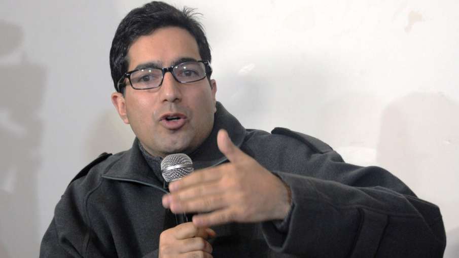 पूर्व आईएएस अधिकारी शाह फैसल के खिलाफ पीएसए के तहत मामला दर्ज पूर्व आईएएस अधिकारी शाह फैसल के खिलाफ पीएसए के तहत मामला दर्ज- India TV Hindi