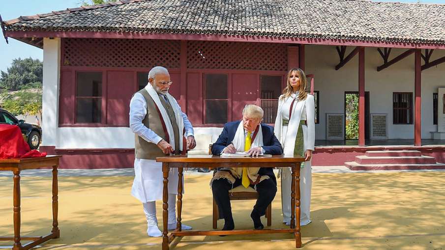 US Prez, First Lady skip food during Sabarmati Ashram... US Prez, First Lady skip food during Sabarmati Ashram...- India TV Hindi