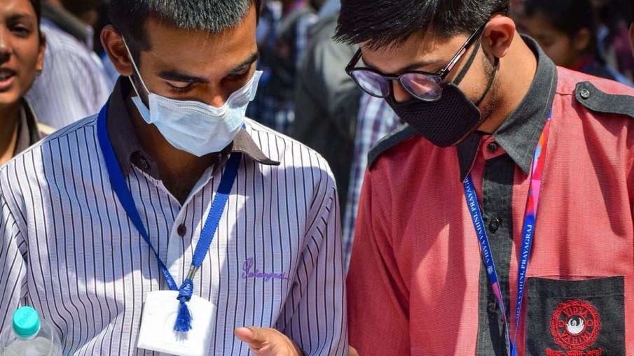 UGC asks universities to postpone examinations due to... UGC asks universities to postpone examinations due to...- India TV Hindi