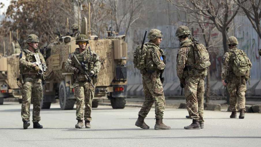 Shiites attack, memorial for afghan Shiite leader, Kabul gunfire, Kabul attack, Islamic State Shiites attack, memorial for afghan Shiite leader, Kabul gunfire, Kabul attack, Islamic State- India TV Hindi