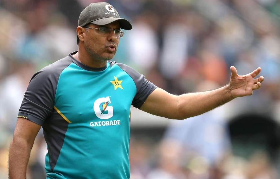 Waqar Younis, Waqar twitter account, Waqar quits social media Waqar Younis, Waqar twitter account, Waqar quits social media- India TV Hindi