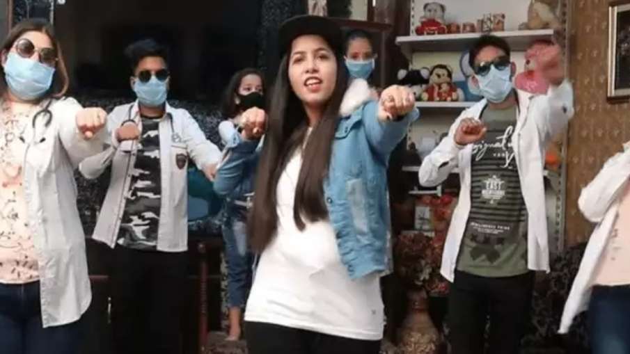 dhinchak pooja song on coronavirus dhinchak pooja song on coronavirus- India TV Hindi
