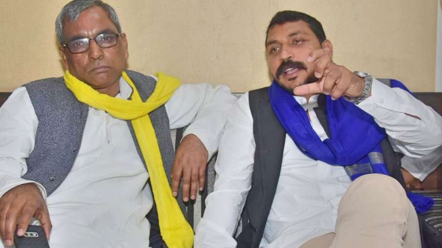 Omprakash Rajbhar and Bhim Army Chief Chandrashekhar Omprakash Rajbhar and Bhim Army Chief Chandrashekhar- India TV Hindi