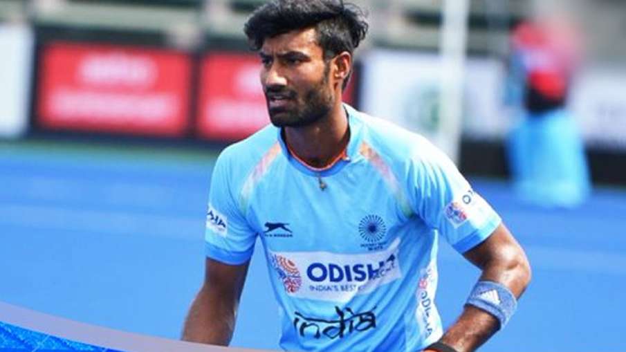 Indian Hockey Player Surender Kumar Indian Hockey Player Surender Kumar- India TV Hindi