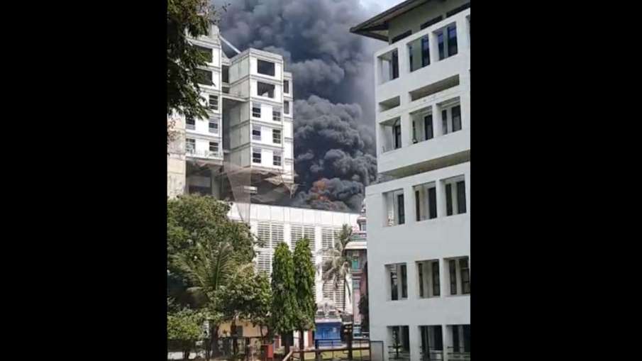 Fire Breakout in Mumbai Girl Hostel Fire Breakout in Mumbai Girl Hostel- India TV Hindi