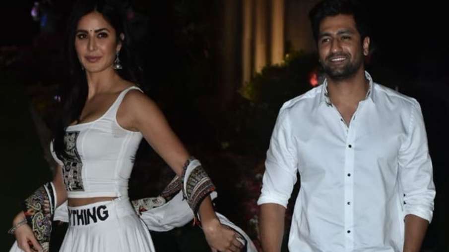 vicky kaushal and katrina kaif together at esha piramal ambani's holi party vicky kaushal and katrina kaif together at esha piramal ambani's holi party- India TV Hindi