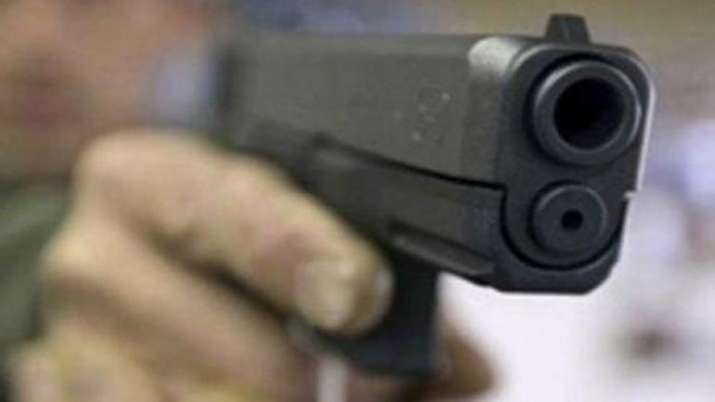Firing between criminal groups in Lucknow, a notorious criminal was killed Firing between criminal groups in Lucknow, a notorious criminal was killed- India TV Hindi