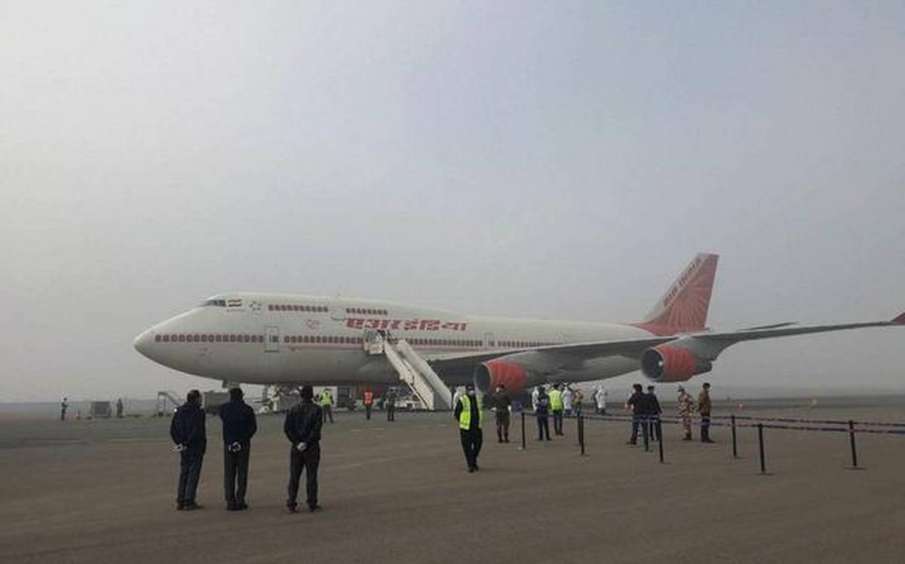 Indians stranded in America to return home from Saturday, selection of names through draw Indians stranded in America to return home from Saturday, selection of names through draw- India TV Hindi