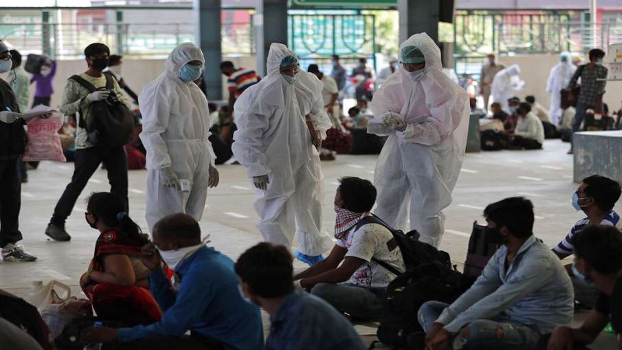 15 people detained after clashes with police over ban on... 15 people detained after clashes with police over ban on...- India TV Hindi
