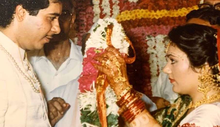 दीपिका चिखलिया ने शेयर की शादी की फोटो दीपिका चिखलिया ने शेयर की शादी की फोटो- India TV Hindi