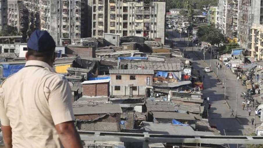 धारावी में एक हजार के पार पहुंची कोरोना संक्रमितों की संख्या, कुल 40 लोगों की मौत धारावी में एक हजार के पार पहुंची कोरोना संक्रमितों की संख्या, कुल 40 लोगों की मौत- India TV Hindi