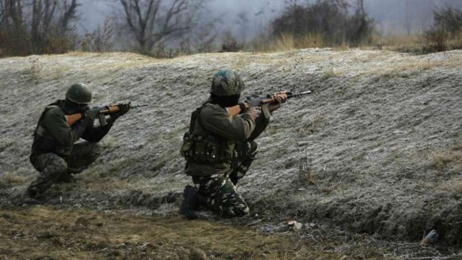Three Pakistan terrorists killed as Army foils major infiltration bid along LoC in J-K's Rajouri Three Pakistan terrorists killed as Army foils major infiltration bid along LoC in J-K's Rajouri- India TV Hindi