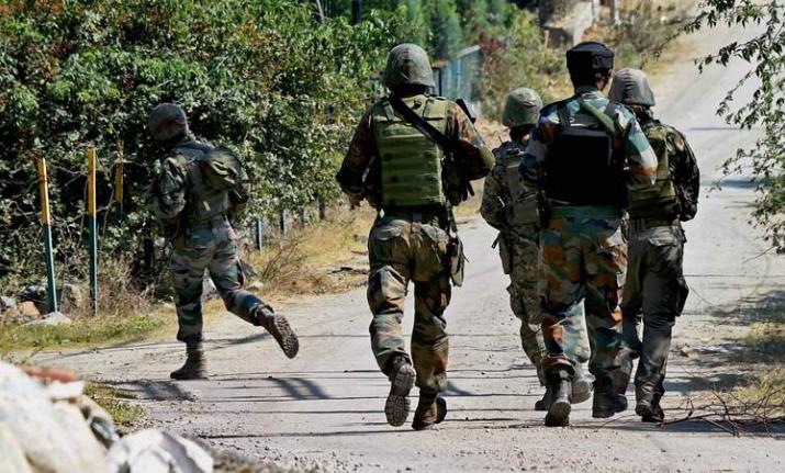 Encounter started between Militants and security forces in Shopian Jammu and Kashmir Encounter started between Militants and security forces in Shopian Jammu and Kashmir - India TV Hindi