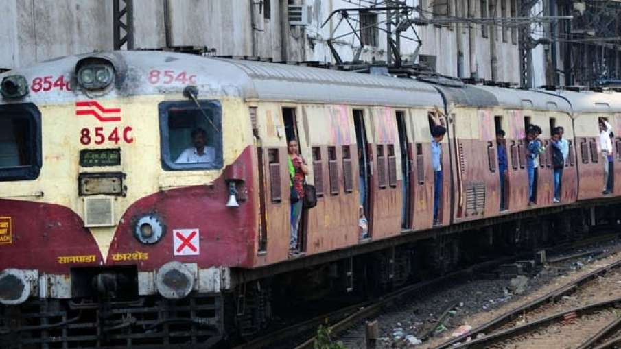 Mumbai: 40 more local trains for essential services Mumbai: 40 more local trains for essential services- India TV Hindi
