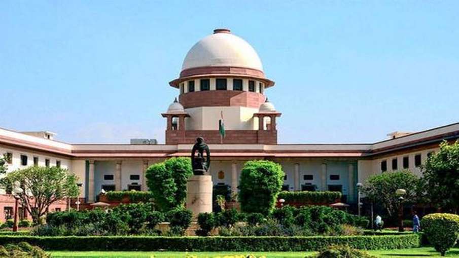 श्रमिकों को वेतन देने में आनाकानी करने वाले बैलेंस शीट लेकर SC आएं: केंद्र सरकार श्रमिकों को वेतन देने में आनाकानी करने वाले बैलेंस शीट लेकर SC आएं: केंद्र सरकार- India TV Hindi