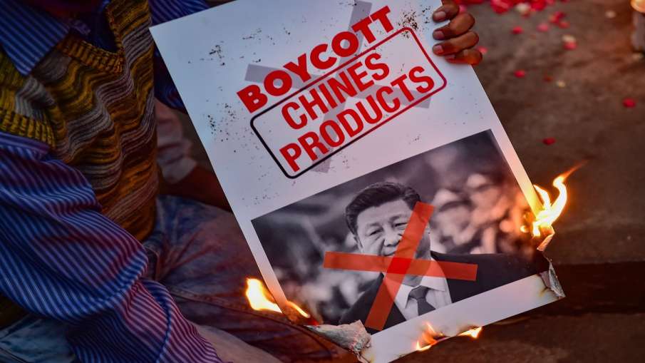 लद्दाख से सैनिकों के पार्थिव शरीर लाए गए, देश में शोक की लहर, कई हिस्सों में चीन के खिलाफ प्रदर्शन लद्दाख से सैनिकों के पार्थिव शरीर लाए गए, देश में शोक की लहर, कई हिस्सों में चीन के खिलाफ प्रदर्शन - India TV Hindi