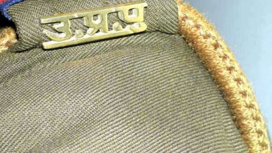 Uttar Pradesh Policeman Claims to Cure Covid Patient in Two Days ssp Action: सिपाही ने दो दिन में कर Uttar Pradesh Policeman Claims to Cure Covid Patient in Two Days ssp Action: सिपाही ने दो दिन में कर- India TV Hindi