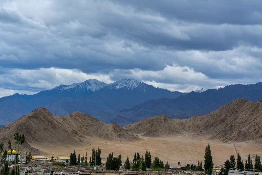 China begins construction of 5G structure close to LAC । चीन ने LAC के करीब 5G संरचना का निर्माण शुर China begins construction of 5G structure close to LAC । चीन ने LAC के करीब 5G संरचना का निर्माण शुर- India TV Hindi