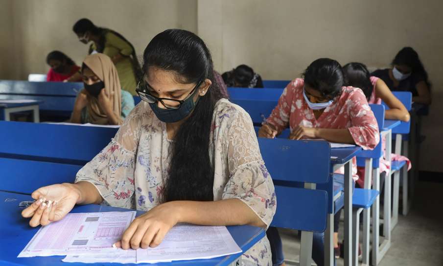 Mixed response of academics on new education policy Mixed response of academics on new education policy- India TV Hindi