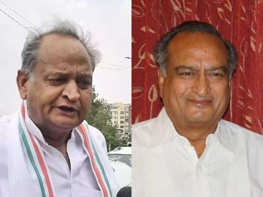 PMLA Case: ED summons Rajasthan CM Ashok Gehlot's brother Agrasain Gehlot for questioning PMLA Case: ED summons Rajasthan CM Ashok Gehlot's brother Agrasain Gehlot for questioning- India TV Hindi