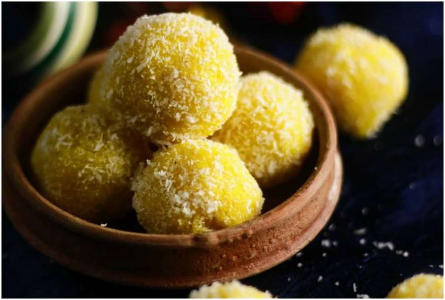 Nariyal Ka Laddu Nariyal Ka Laddu- India TV Hindi