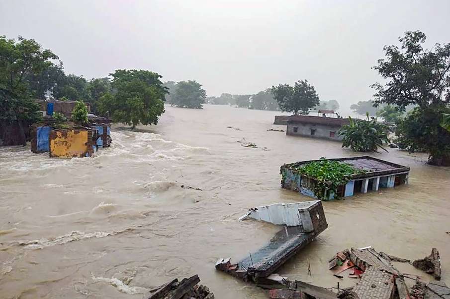 6 dead, over 55 lakh affected in Assam, Bihar floods; IMD sounds red alert for Kerala's Idukki 6 dead, over 55 lakh affected in Assam, Bihar floods; IMD sounds red alert for Kerala's Idukki- India TV Hindi