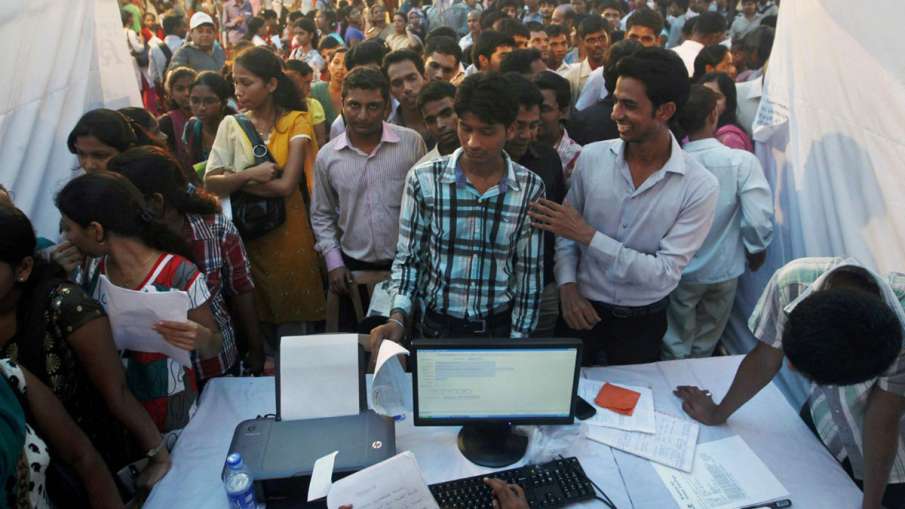 CSC e-Governance Services to recruit 20 lakh people at CSCs this year- India TV Paisa