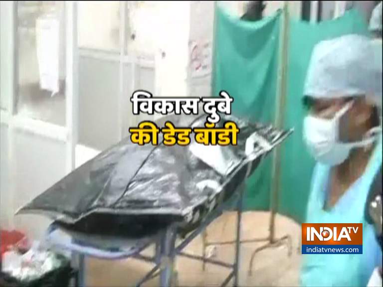 Corona test scheduled ahead of Dubey's autopsy Corona test scheduled ahead of Dubey's autopsy- India TV Hindi