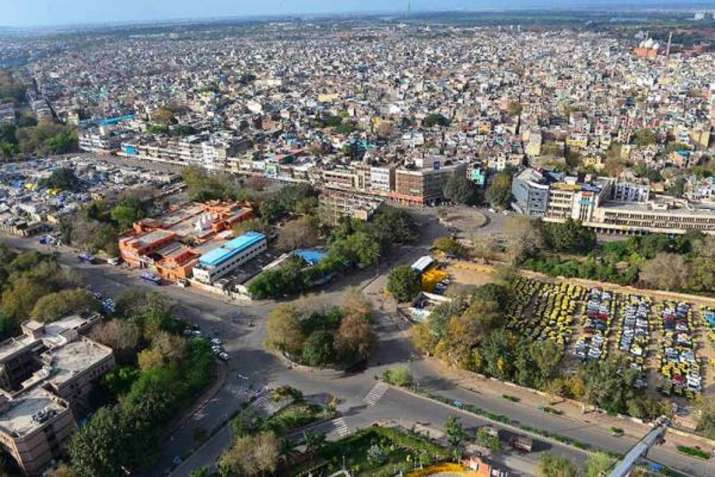 4 महीने में भूकंप के 18... 4 महीने में भूकंप के 18...- India TV Hindi