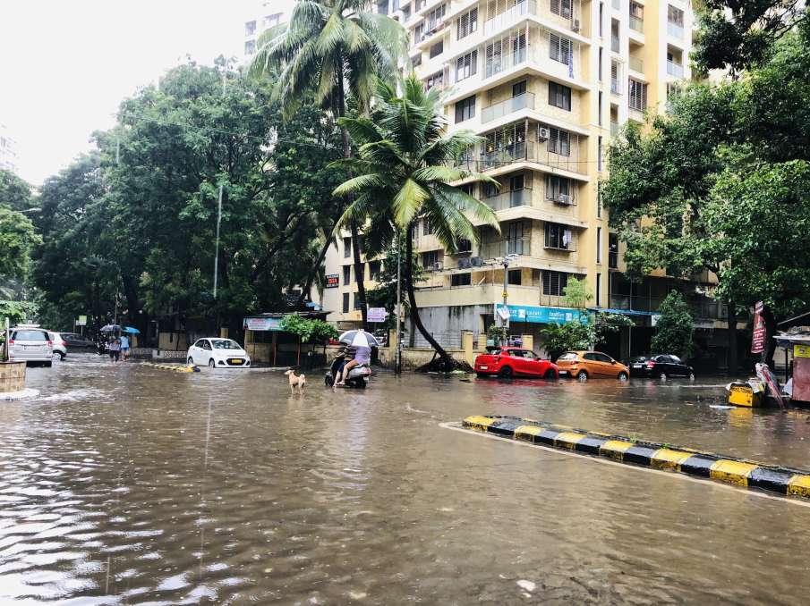 Water logged areas in Mumbai list by Mumbai Police Water logged areas in Mumbai list by Mumbai Police- India TV Hindi