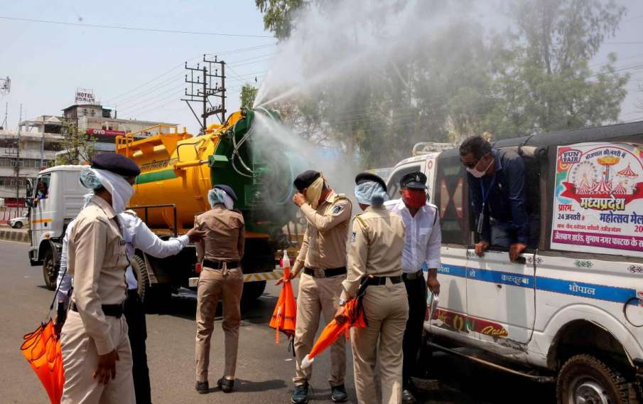 Indore's Covid-19 cases rise to 4734, malls reopen with conditions Indore's Covid-19 cases rise to 4734, malls reopen with conditions- India TV Hindi
