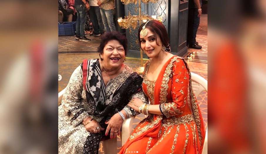 सरोज खान के निधन के बाद माधुरी दीक्षित ने किया याद सरोज खान के निधन के बाद माधुरी दीक्षित ने किया याद- India TV Hindi