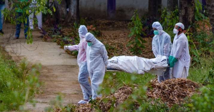 Conduct last rites of COVID-19 suspects without waiting... Conduct last rites of COVID-19 suspects without waiting...- India TV Hindi