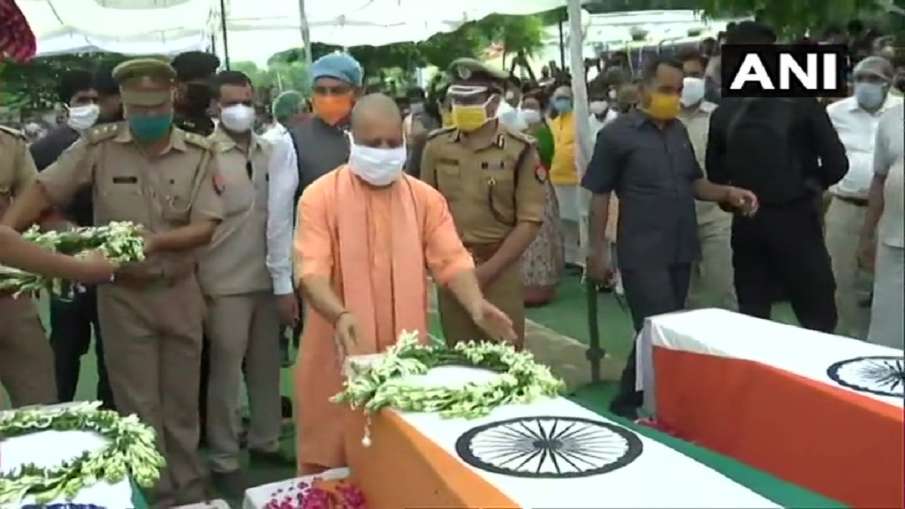 Kanpur encounter: Uttar Pradesh Kanpur News cm yogi offers 1 Crore Help and Govt Job to Martyr Polic Kanpur encounter: Uttar Pradesh Kanpur News cm yogi offers 1 Crore Help and Govt Job to Martyr Polic- India TV Hindi