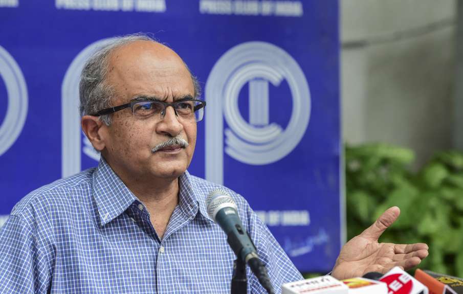 Lawyer Prashant Bhushan files review petition in SC against its judgement convicting him and imposin Lawyer Prashant Bhushan files review petition in SC against its judgement convicting him and imposin- India TV Hindi