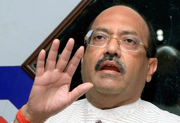 amar singh met mulayam singh yadav first time in plane । हवाई जहाज में पहली बार मुलायम सिंह से मिले amar singh met mulayam singh yadav first time in plane । हवाई जहाज में पहली बार मुलायम सिंह से मिले - India TV Hindi