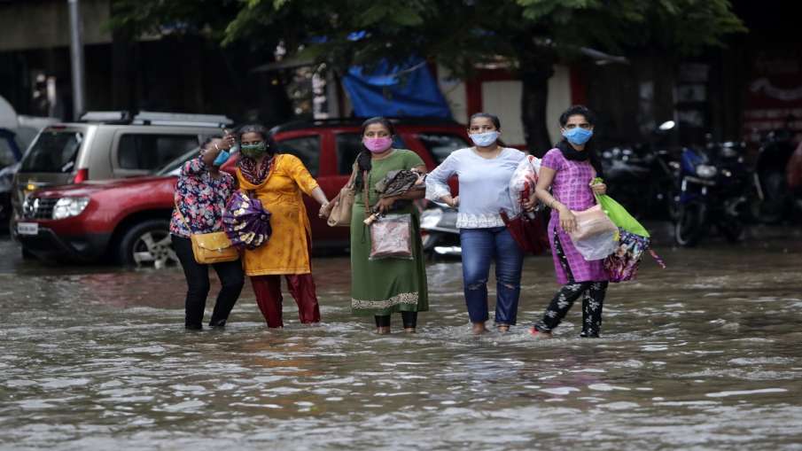 Season's heaviest showers in Delhi; country braces for more rain in next 2-3 days Season's heaviest showers in Delhi; country braces for more rain in next 2-3 days- India TV Hindi