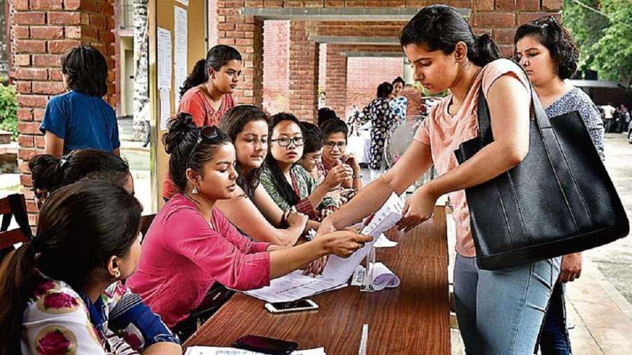 Today ends Delhi University Admissions 2020 Application Process: दिल्ली विश्वविद्यालय (DU) में स्नात Today ends Delhi University Admissions 2020 Application Process: दिल्ली विश्वविद्यालय (DU) में स्नात- India TV Hindi
