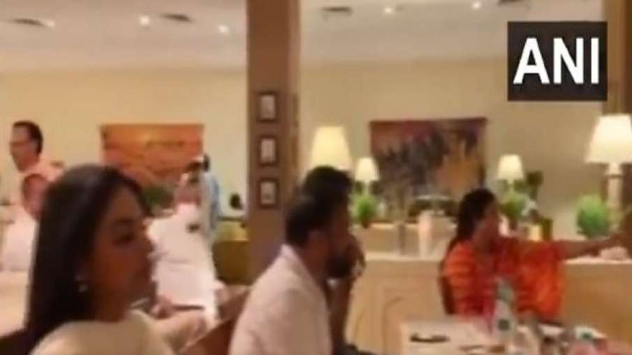 Congress MLAs staying at Hotel Suryagarh in Jaisalmer attend a musical concert Congress MLAs staying at Hotel Suryagarh in Jaisalmer attend a musical concert- India TV Hindi
