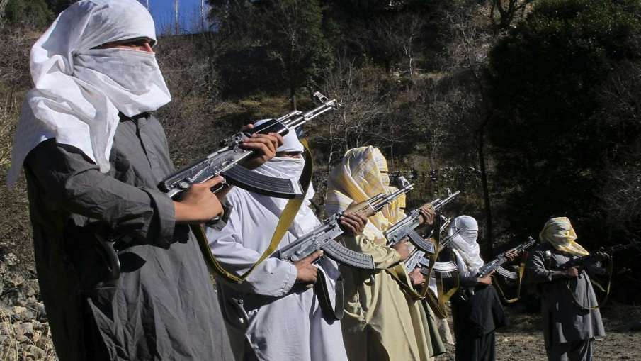 Pak court sentences 3 close aides of Hafiz Saeed to over 16 years in jail for terror financing Pak court sentences 3 close aides of Hafiz Saeed to over 16 years in jail for terror financing- India TV Hindi